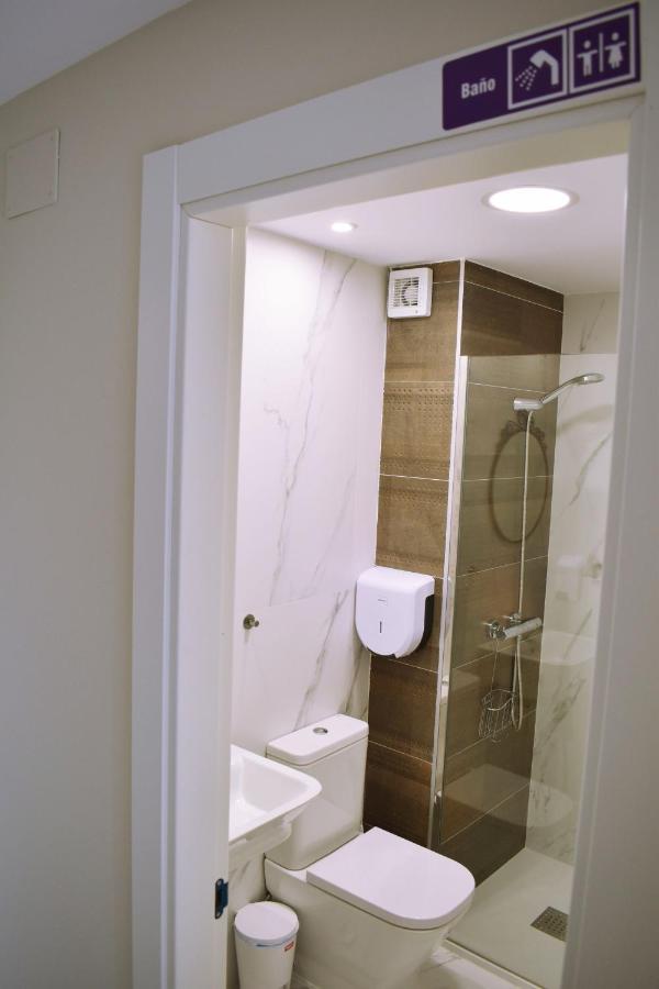 Albergue Hosting Duero Pesquera de Duero Exteriör bild